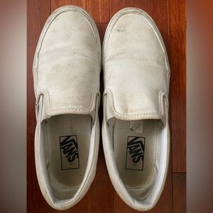 white vans slip on